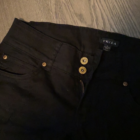Black skinny jeans - Picture 2 of 4